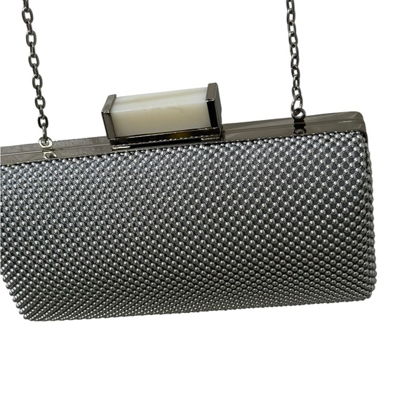 Jessica McClintock Handbags - Jessica McClintock Silver Mesh Clutch Crossover Shoulder Purse 1990’s Vintage